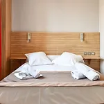 Logis Mar I Sol - Restaurant En Bord De Hotel 2*