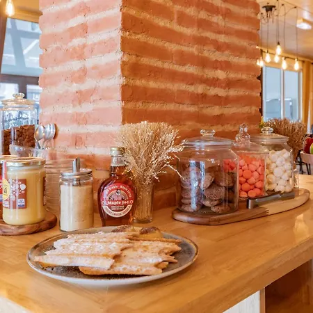 Logis Mar I Sol - Restaurant En Bord De מלון סן סיפריאן