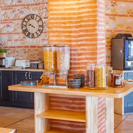 מלון Logis Mar I Sol - Restaurant En Bord De 2*