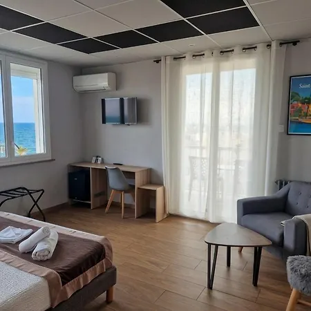 Logis Mar I Sol - Restaurant En Bord De 2*