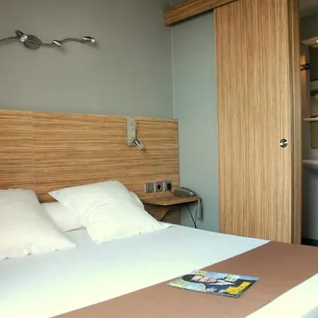 Logis Mar I Sol - Restaurant En Bord De 2*